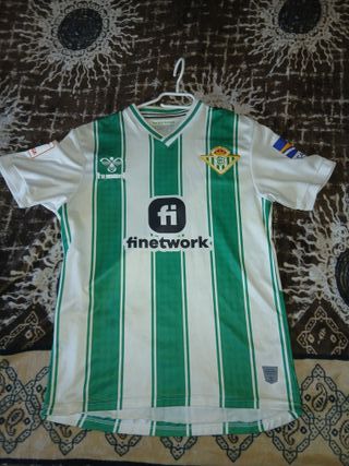Camiseta Betis Talla L Hummel