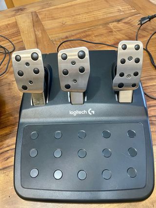 Volante Logitech G29 per PS4/PS5 con pedaliera