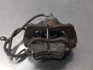 PINZA DE FRENO DELANTERA IZQUIERDA TOYOTA AVENSIS