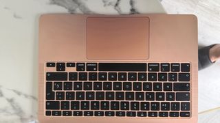 MacBook Air 2020 Oro Rosa