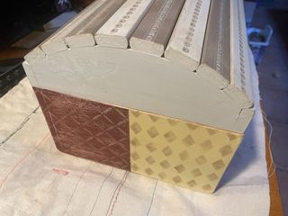 Caja de madera decorada