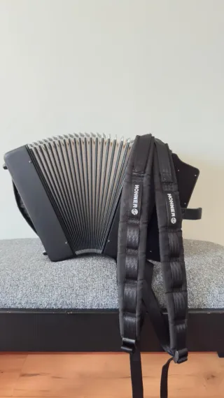 Acordeón Hohner Rey Vallenato