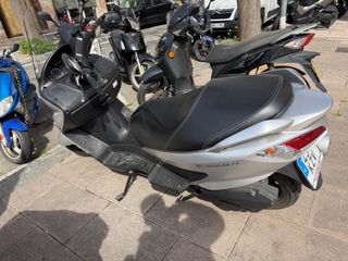 Suzuki Burgman 125cc