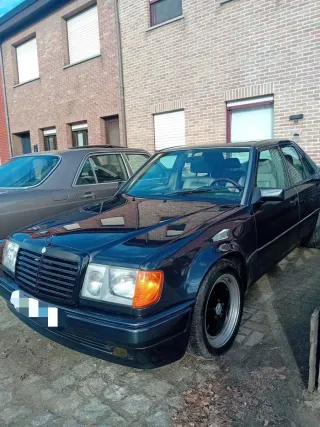 Mercedes-Benz Clase E300 CE