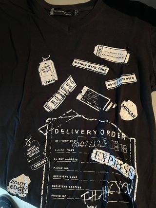 Camiseta Final Fantasy VII Strife Delivery Advent