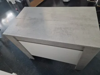 Mesa extensible gris piedra