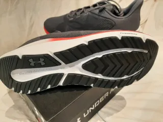 Zapatillas Under Armour Charged Pursuit 4 Hombre