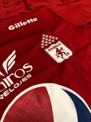 Camiseta América de Cali Umbro Talla L
