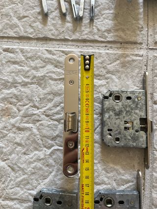 Cerraduras Tesa para puerta interior