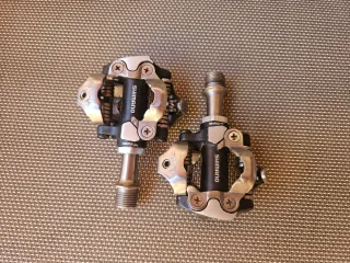 Pedales Shimano XT