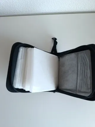 Porta CDs azul y negro