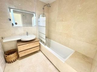 Piso en venta en El Faro de Calaburra - Chaparral en Mijas