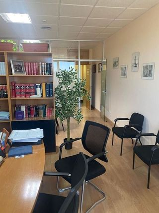 Oficina en venta en San Jerónimo - La Bachillera en Sevilla