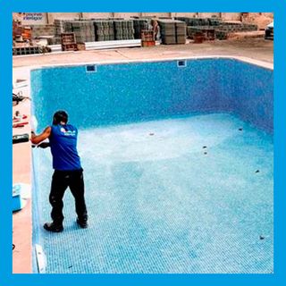 PISCINA DE OBRA
