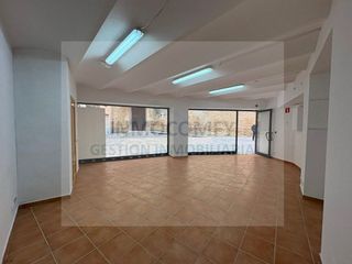 Local comercial en venta en Bisbal d´Empordà, La