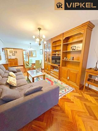 Piso en venta en Os Mallos - San Cristóbal en Coruña (A)