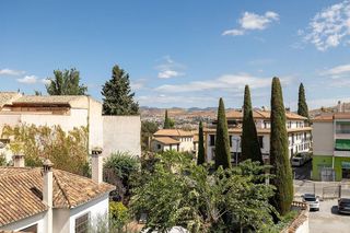 Edificio en venta en Zubia (La)