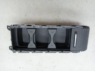 PLASTICO FORD FOCUS 411738