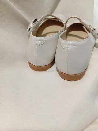 Zapatos comunión beige Talla 37