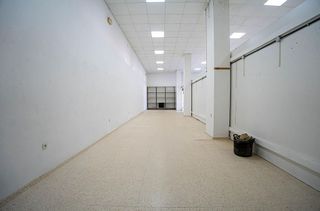 Local comercial en venta en Alcalá del Río