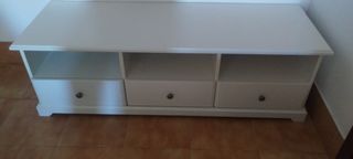 Aparador blanco de madera