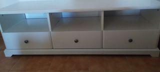 Aparador blanco de madera