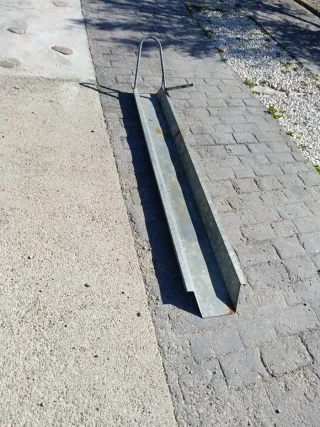 Remolque ligero blanco