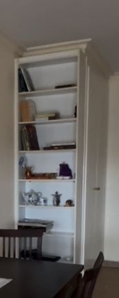 Biblioteca de pared madera blanca para empotrar