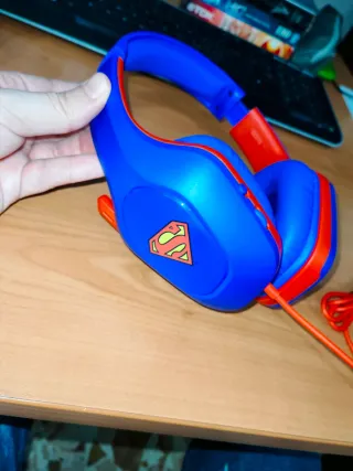 Cuffie Gaming Superman