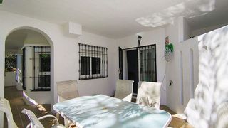 Piso en venta en Los Naranjos - Las Brisas en Marbella