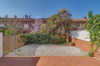 Casa pareada en alquiler en Sant Joan Despí