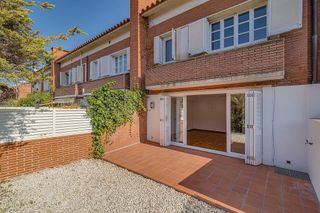 Casa pareada en alquiler en Sant Joan Despí