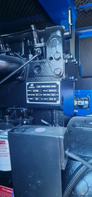 Generador grupo electrogeno 40kva Trifásico 63A