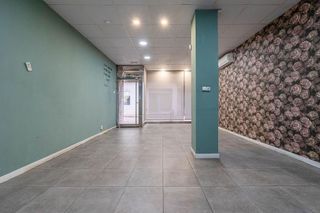 Local comercial en venta en Las Tres Cruces en Armilla