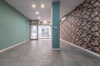 Local comercial en venta en Las Tres Cruces en Armilla