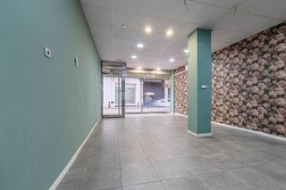 Local comercial en venta en Las Tres Cruces en Armilla