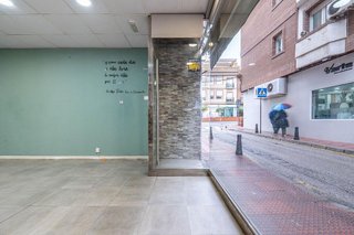 Local comercial en venta en Las Tres Cruces en Armilla