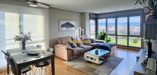 Piso en venta en Portillejo - Valdegastea en Logroño