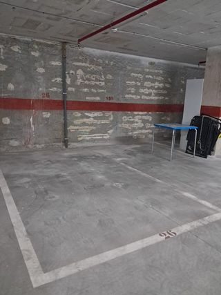 Garaje en venta en Carolinas Bajas en Alicante