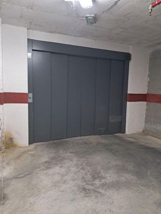 Garaje en venta en Carolinas Bajas en Alicante