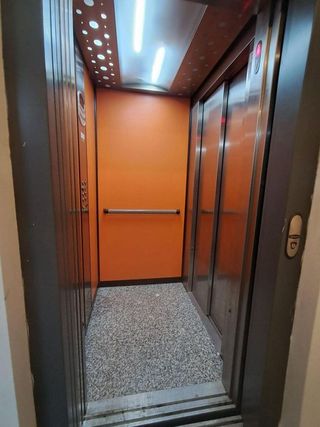 Garaje en venta en Carolinas Bajas en Alicante