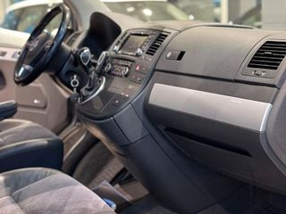 Volkswagen Multivan 2.0 TDI 180cv DSG Highline Edition BMT (2014)