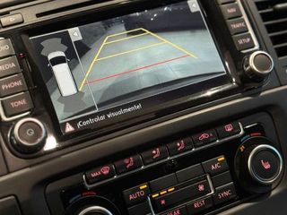 Volkswagen Multivan 2.0 TDI 180cv DSG Highline Edition BMT (2014)
