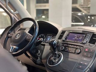 Volkswagen Multivan 2.0 TDI 180cv DSG Highline Edition BMT (2014)