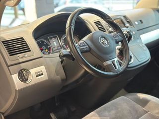 Volkswagen Multivan 2.0 TDI 180cv DSG Highline Edition BMT (2014)