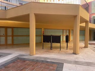 Local comercial en venta en Capellanía - Retamar en Alhaurín de la Torre