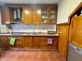 Casa adosada en venta en Gójar