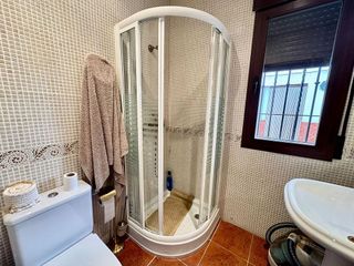 Casa adosada en venta en Gójar