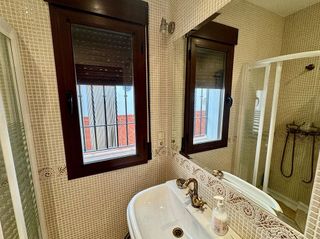 Casa adosada en venta en Gójar