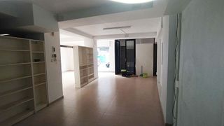 Local comercial en venta en Carrús Est - Camí dels Magros en Elche